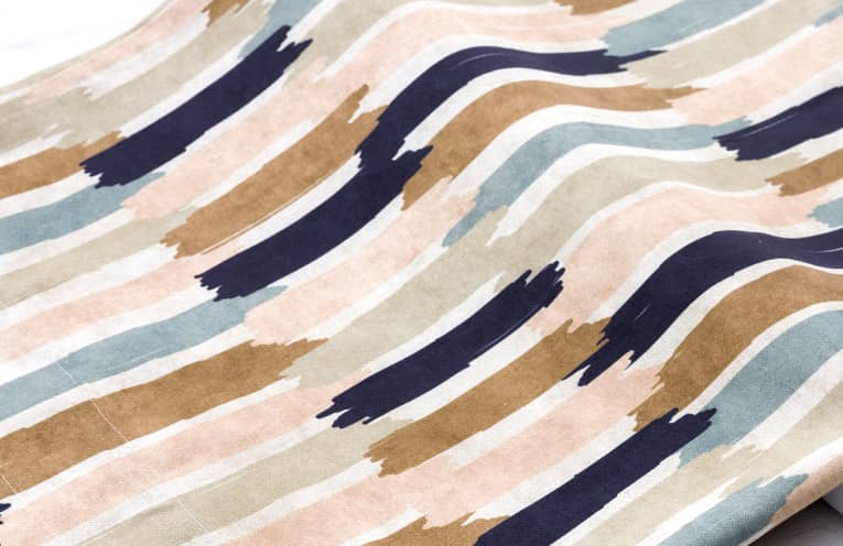 アースカラーが彩る上質な和モダン柄